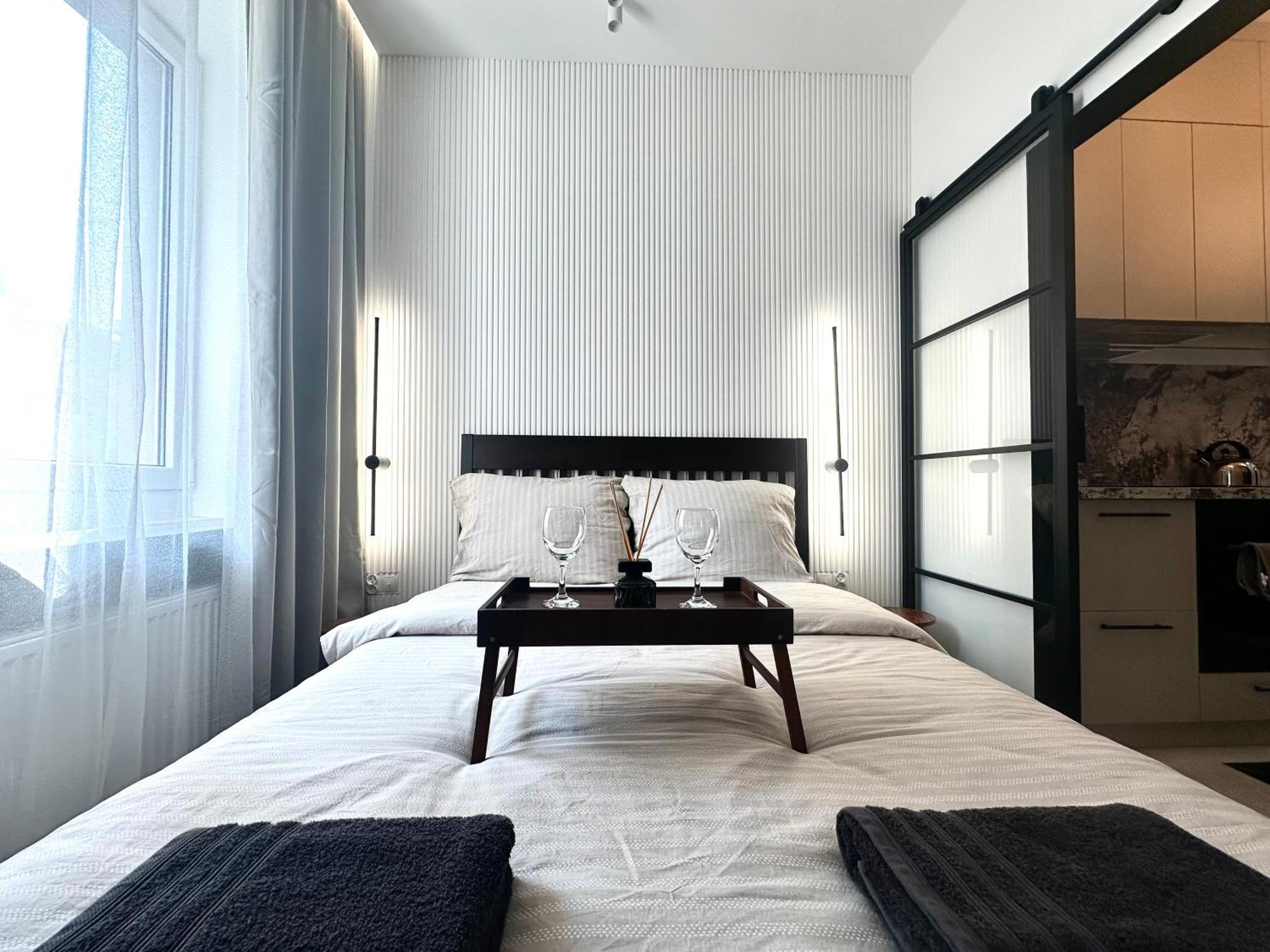 Apartment Lakowa ~ 1000m Main Square ~ Self Check-in 20h *